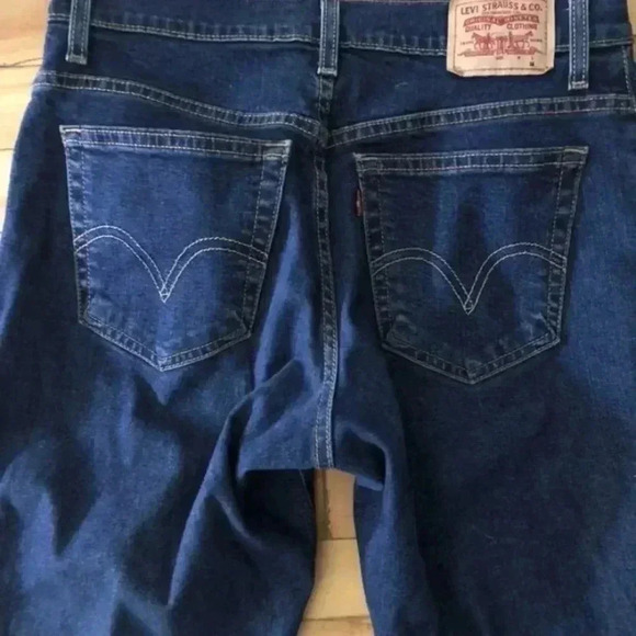 Levi’s  classic relaxed boot cut stretch 550 mom jeans - Picture 3 of 5